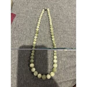 D JOY Vintage 925 Sterling Silver Green  Jade NECLACE